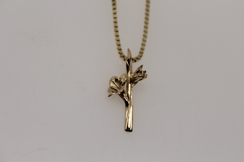 Gouden Gladiool hanger klein  zonder collier Nr 23