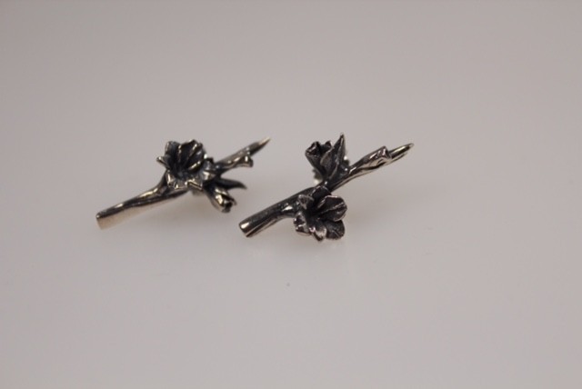 Zilveren gladiool oorstekers nr 11
